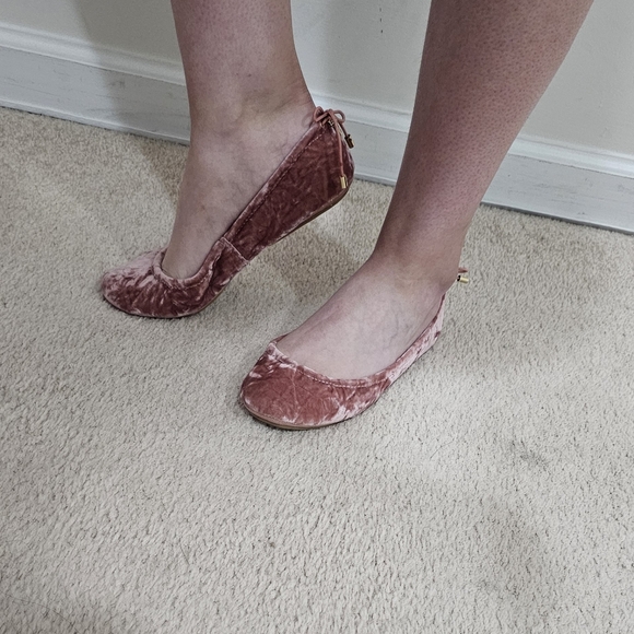 NEW Kate Spade Rose Crushed Velvet Ballet Shoes - In Box with Bag. Size 6.5! - Picture 7 of 9